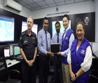 ධීවර ක්ෂේත්‍රය ඩිජිටල්කරණයට IOM වෙතින් ටැබ් යන්ත්‍ර 50ක්: සමුද්‍රීය ආරක්ෂාව ශක්තිමත් කිරීමට නව හවුල්කාරීත්වයක්