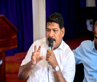 ධීවර වරාය සේවා නංවාලීමට කඩිනම් පියවර: 'කාර්යක්ෂම සේවාවක් අපේ ප්‍රමුඛතාවයයි' - අමාත්‍ය; 'මාස 6කින් පෙනෙන වෙනසක්' - නියෝජ්‍ය අමාත්‍ය
