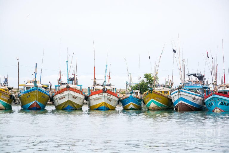2-fishing-boats-in-tangalle-port-christina-rahm